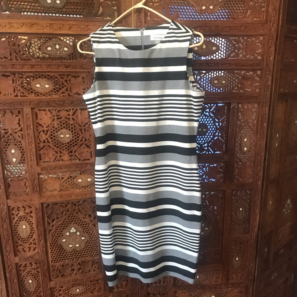Fitted Black/Grey/White striped dress
